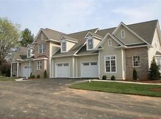818 Guaranda Dr UNIT 801, JOHNSON CITY, TN 37604