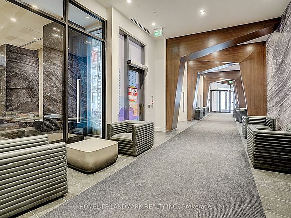 4th image of 308 Jarvis St #1912