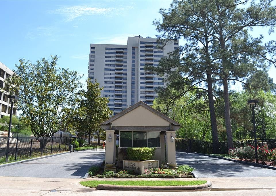 1st image of 49 Briar Hollow Ln Unit 303