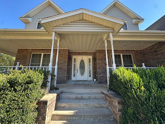 2nd image of 106 Kyle Drive