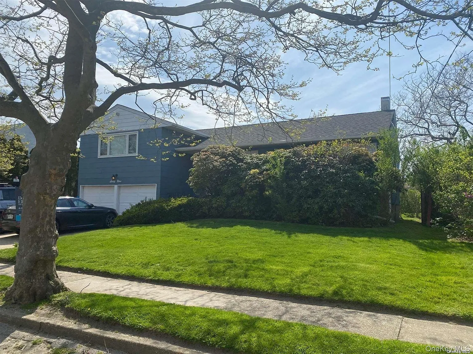 3 bed, 3.0 bath, 1629 sqft, $5,800 — Photo 1