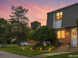 80 Wellswood Rd APT 9, Amston, CT 06231