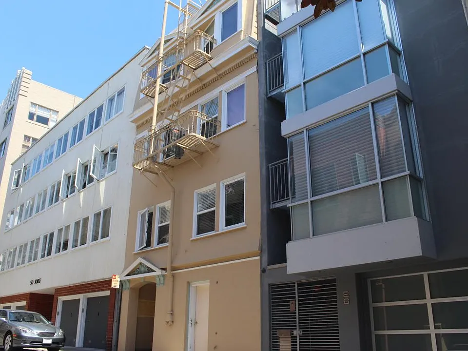 34 Joice St #5