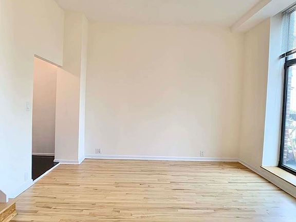 5th image of 201 E 12th St APT 519