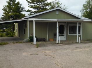 1640 E Highwood Rd, Beaverton, MI 48612