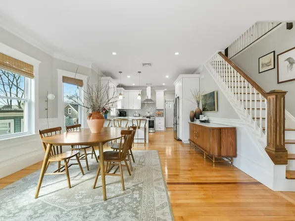 10 Fairview St Floor 2, Boston, MA 02131