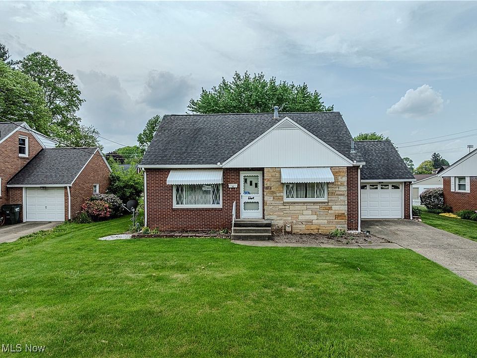 1st image of 929 Romary Ln