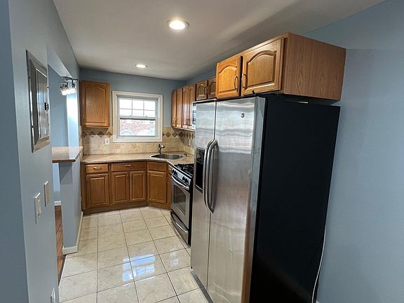 5th image of 16 Marcy Ave Floor 2