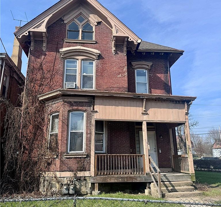 1st image of 336 Ladson St