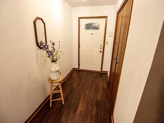 2nd image of 1022 Hickory Hills Ct #A6