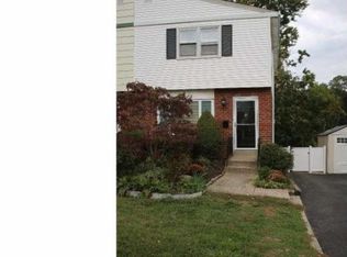 4 Virginia Cir, Ridley Park, PA 19078
