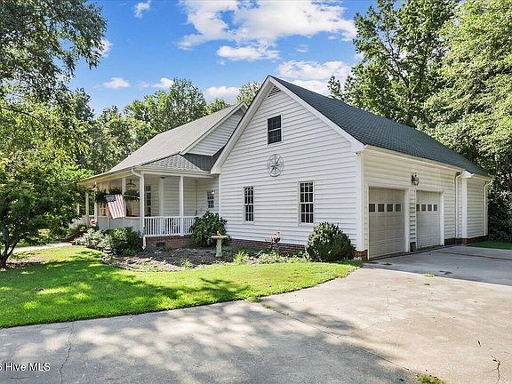3rd image of 5316 Pebble Creek Circle