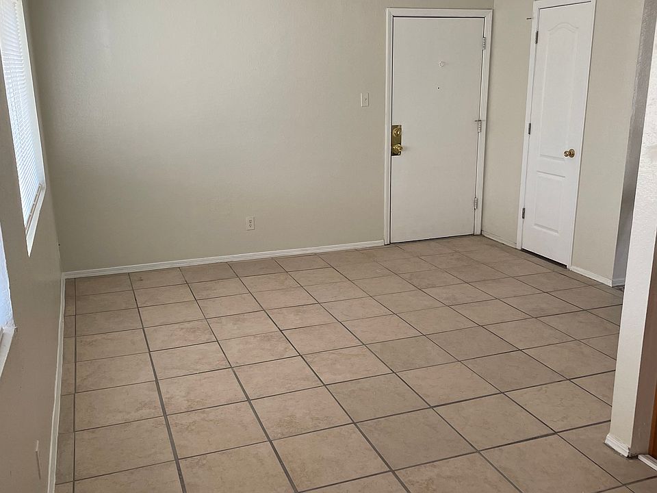 1st image of 3401 Lafayette Dr NE #2