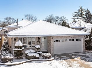 9821 S Marion Ave, Oak Lawn, IL 60453