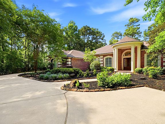 2nd image of 3907 N Rondelet Dr