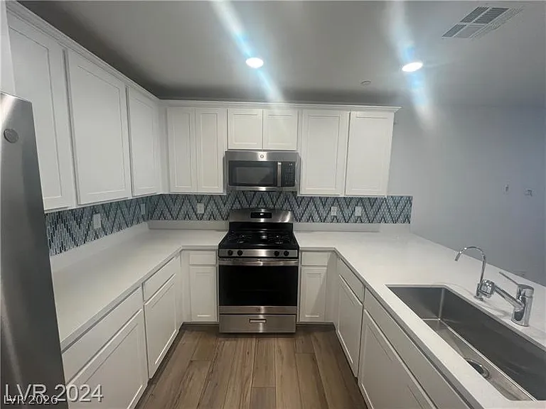 6212 Rathbone St — Photo 6