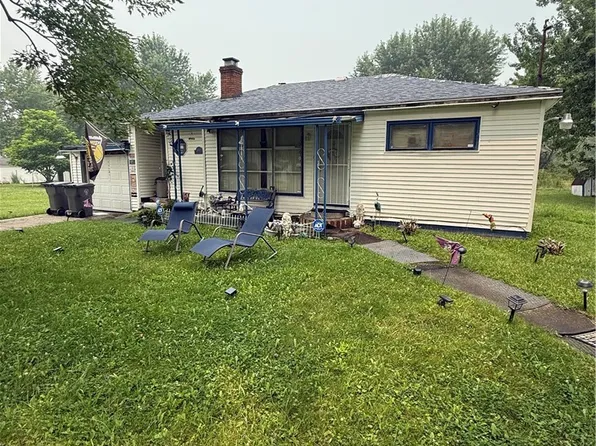 3046 McGuffey Rd, Youngstown, OH 44505