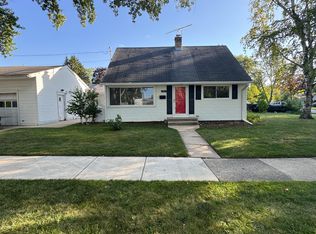 709 W Glencoe Rd, Palatine, IL 60067