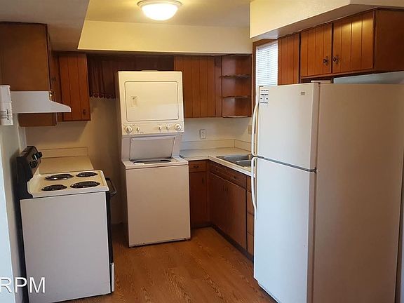 3rd image of 604 E Seerley Blvd APT 10