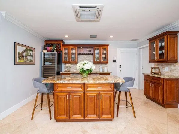 6541 NE 20th Ave, Fort Lauderdale, FL 33308