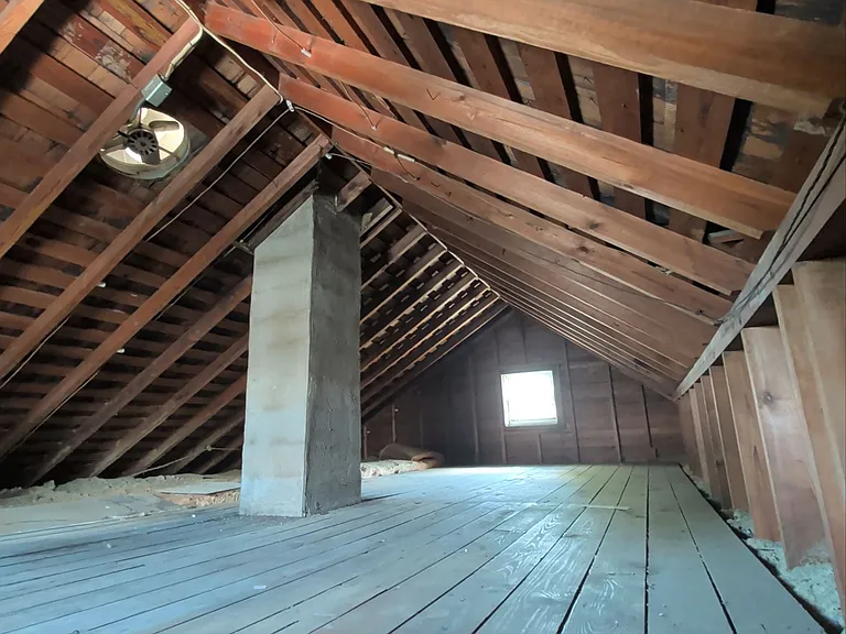 4136 Fairview Dr — Photo 12