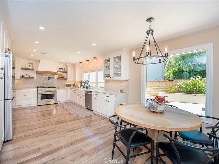 270 S Riverwood Cir — Photo 9