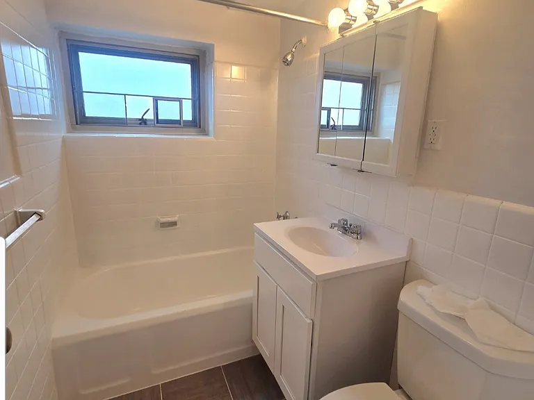 67-09 186th Ln #A — Photo 7