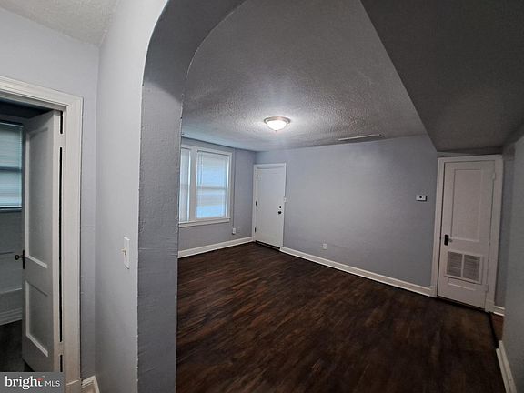 4th image of 3516 Ely Pl SE