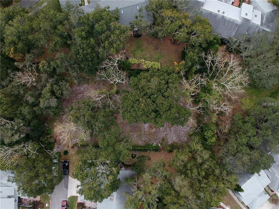 1st image of 524 Oak Ter