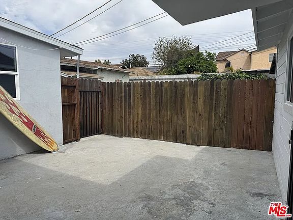 5th image of 1726 W 37th Pl #3