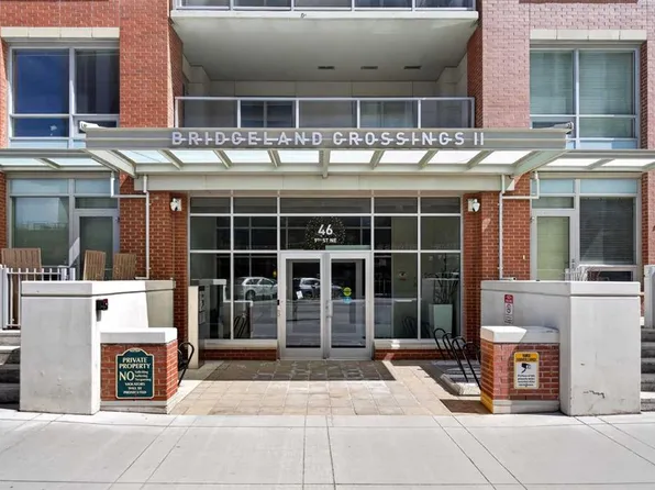 46 S 9th St NE #806, Calgary, AB T2E 7Y1