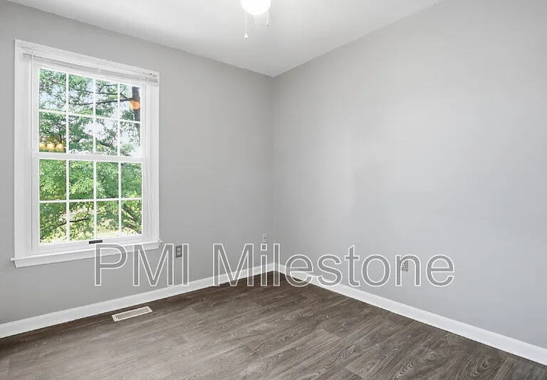 6581 Ewald Ct — Photo 27