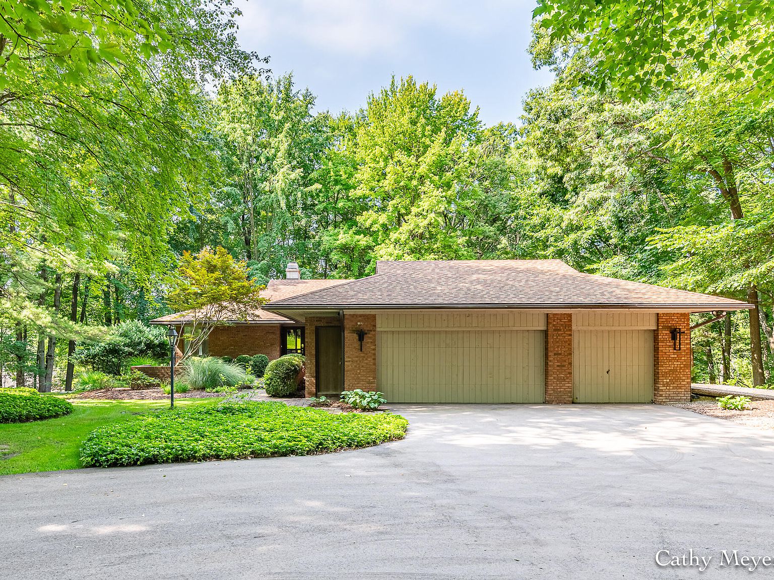 1955 Boxthorn Ct SE, Grand Rapids, MI 49546 Zillow