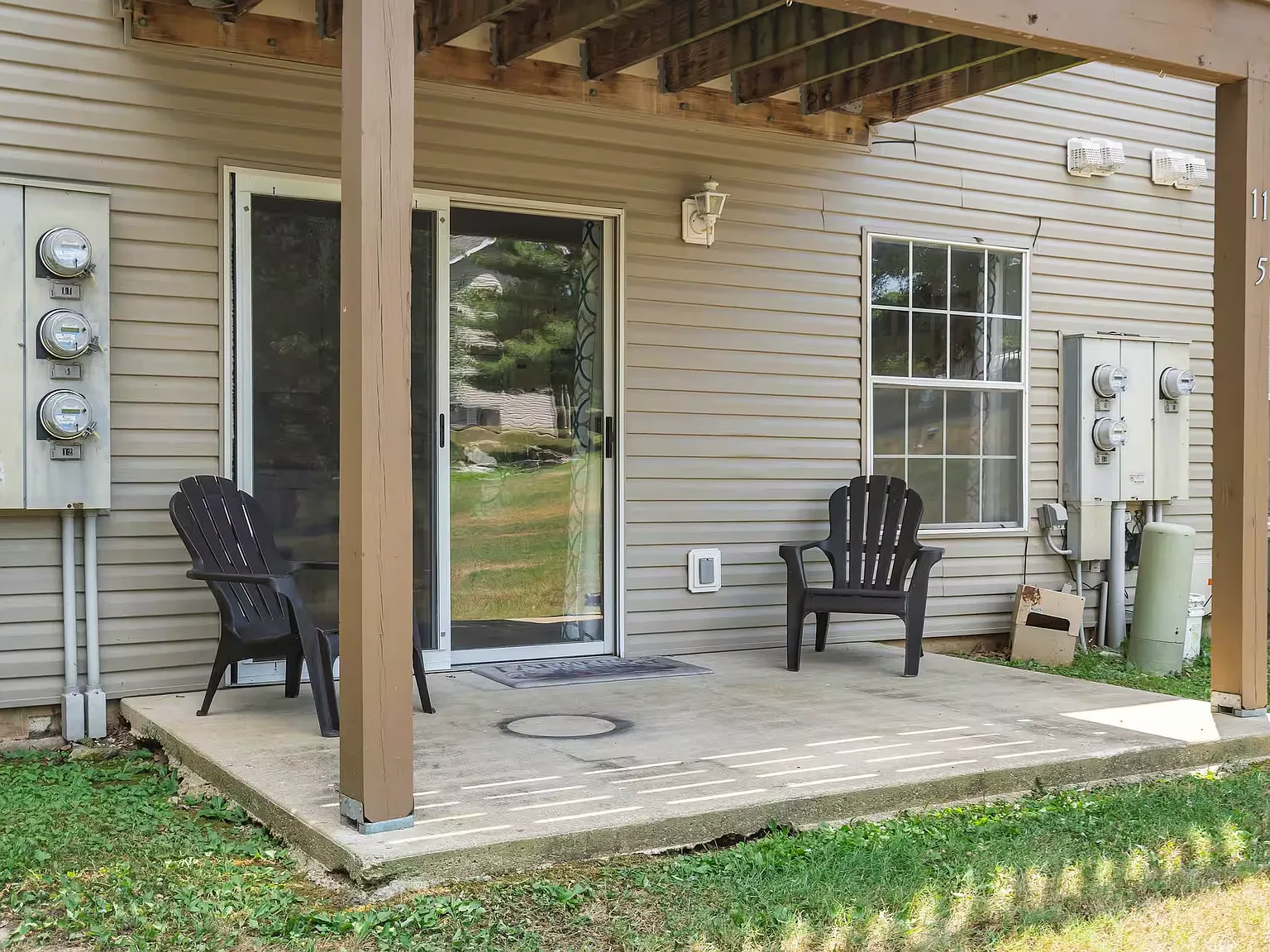 1 bed, 551 sqft, $1,300 — Photo 4