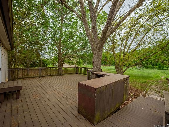 5th image of 16505 Decker Creek Dr