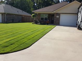 230 Greenleaf St, Huntsville, TX 77340