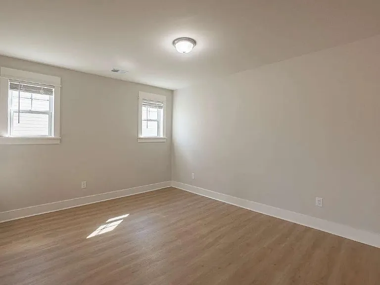 244 Savannah Wood Rd — Photo 15
