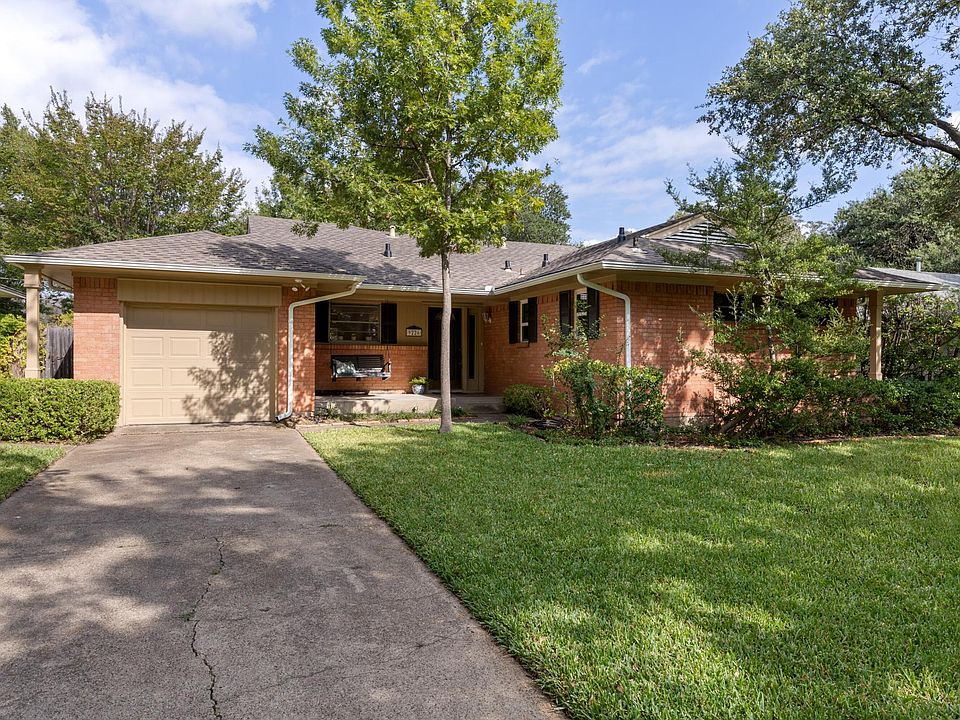1st image of 9226 Livenshire Dr