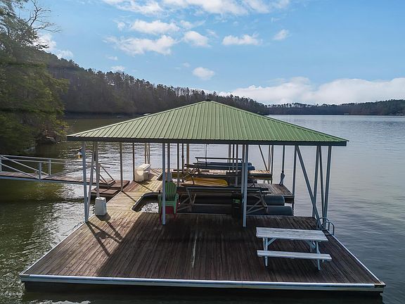 Image 4: Dock