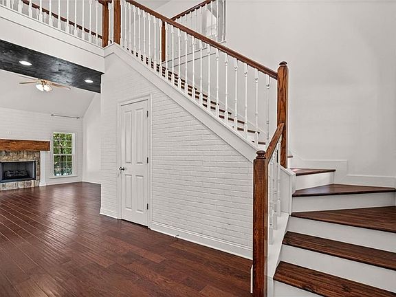 4th image of 25293 Spindle Ln