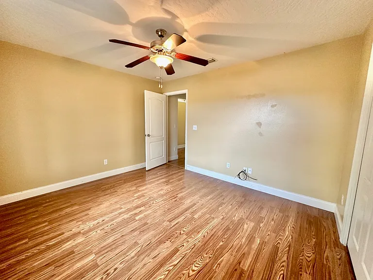 123 Trailwood Ln — Photo 15