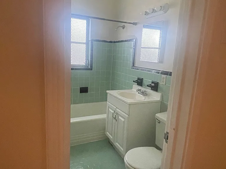 1200 Cherry St NE #1 — Photo 9