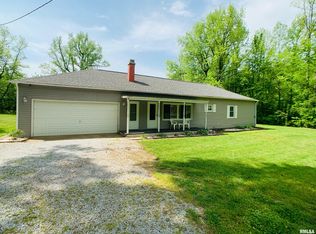 30 Rock Hole Rd, Stonefort, IL 62987