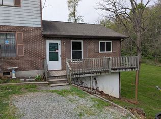 863 Ivanhoe Rd #C, Max Meadows, VA 24360