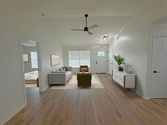 2nd image of 6121 Robin Rd