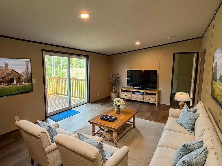 4246 La Salle Ave — Photo 4