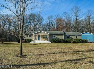 27 Bushy Tail Trl, Hedgesville, WV 25427