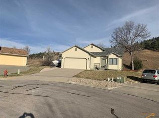 2276 Aster Ct, Rapid City, SD 57702