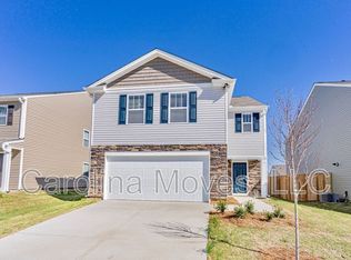 1348 Ledsham Ct, Greer, SC 29651