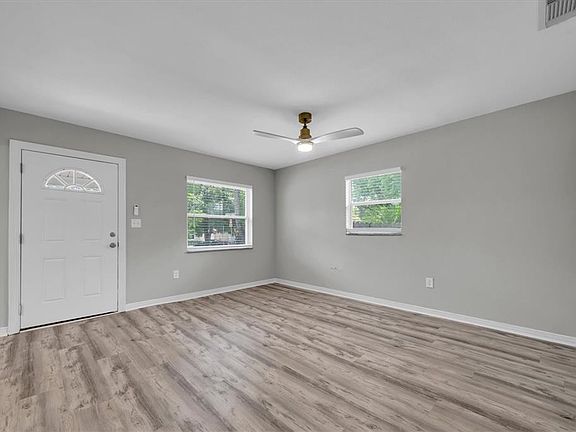 5th image of 1808 S Club Ct